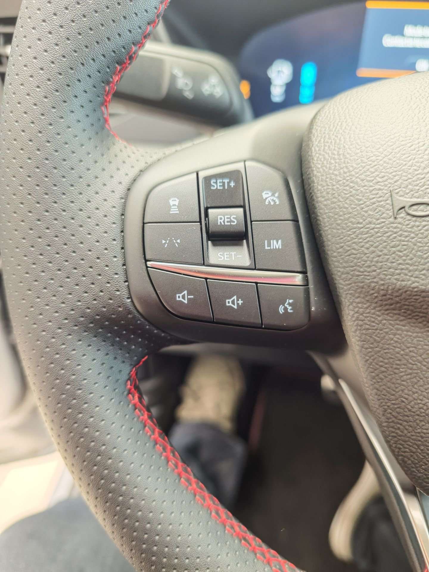 Ford Kuga ST-Line X 2.5i PHEV 243ch Auto - 0km