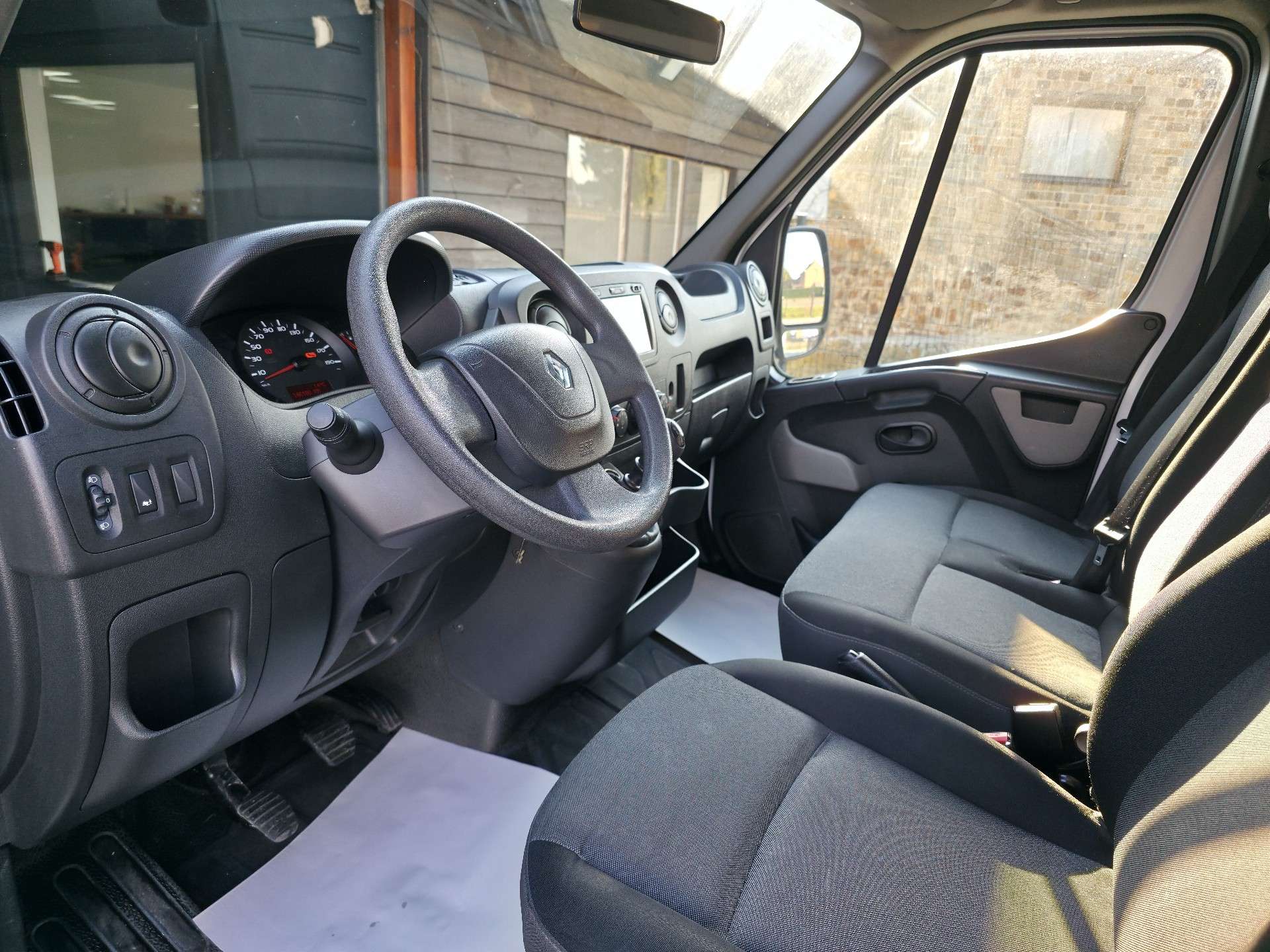 Renault Master 2.3 dCi CARGO 3 PLACES   AIRCO/NAVI/BLUETOOTH