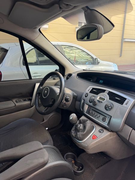 Renault Scenic II (2) 1.9 DCI 130 DYNAMIQUE