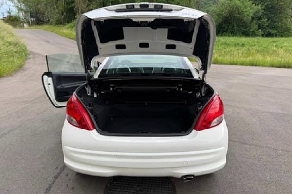 Peugeot 207 Peugeot 207 cc 1.6thp 156 ch Swiss edition