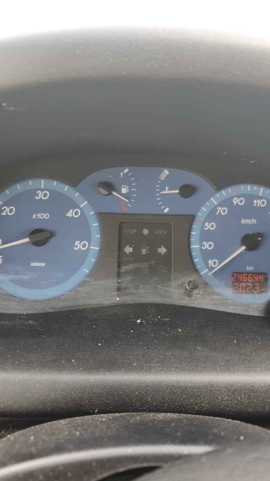 Renault Master II 2.8 DTI COURT SURELEVE 3T5 Turbo HS