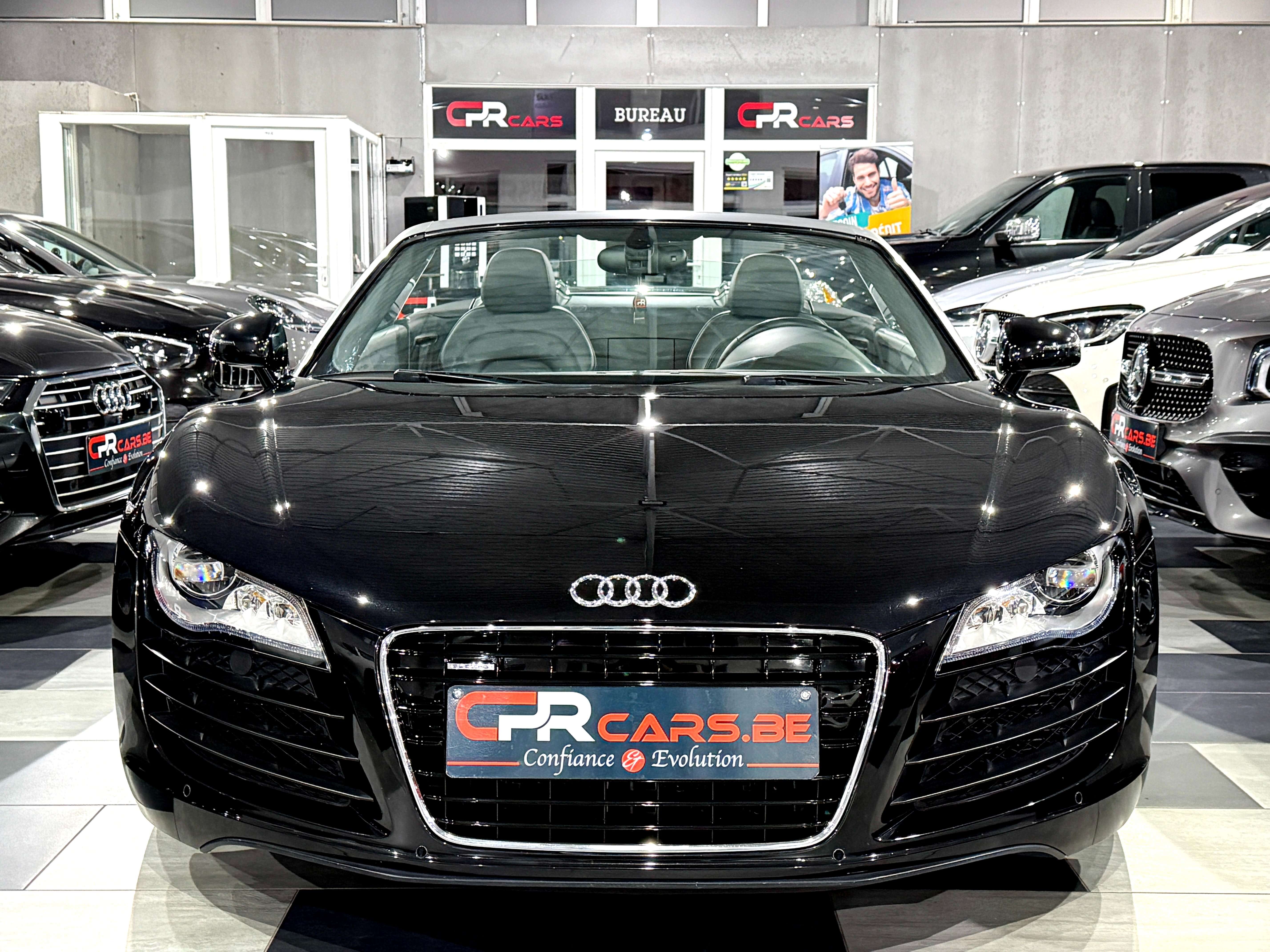 Audi R8 Spyder 4.2i V8 Quattro FSI S-Tronic Full Hist.