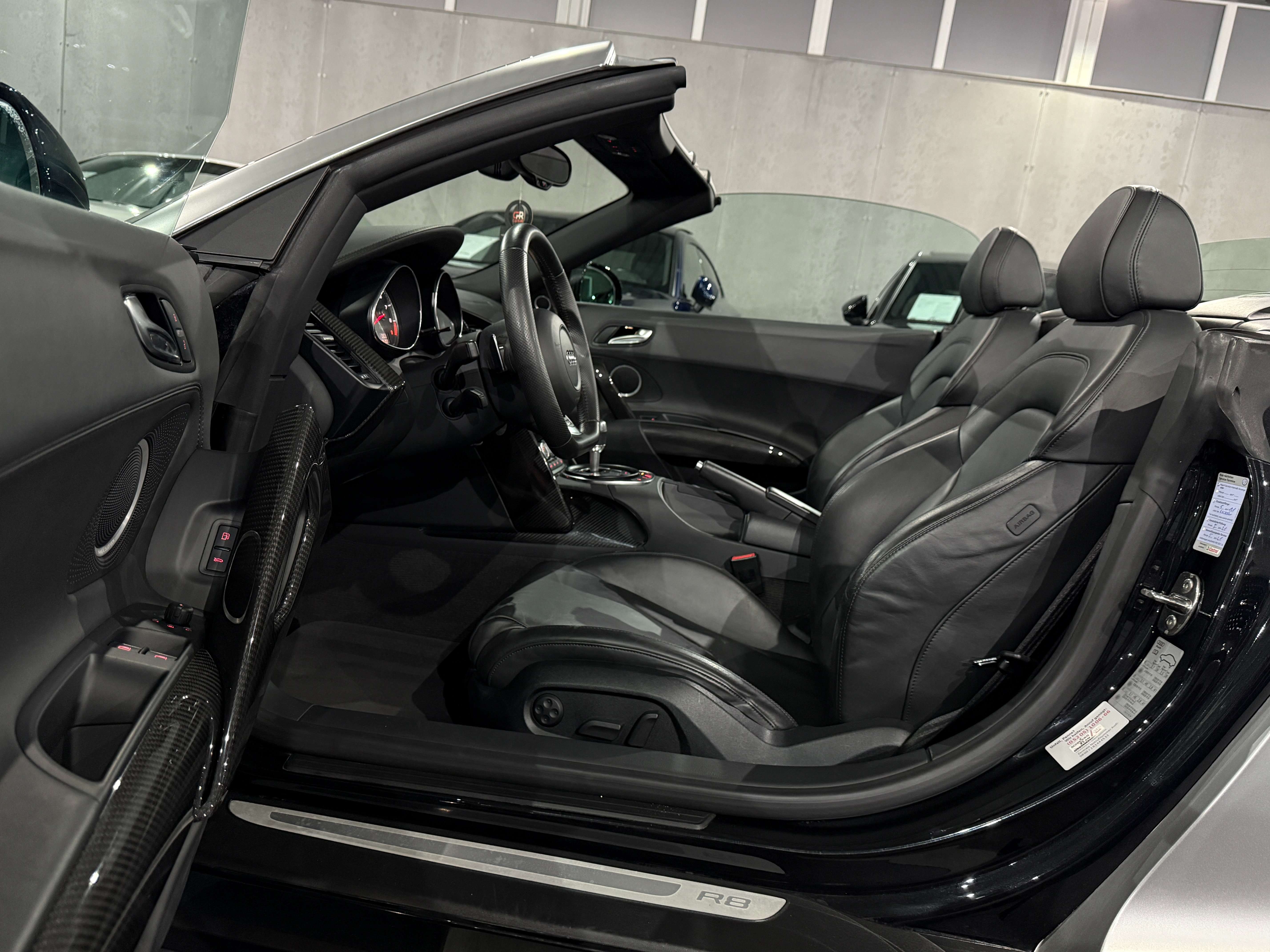 Audi R8 Spyder 4.2i V8 Quattro FSI S-Tronic Full Hist.