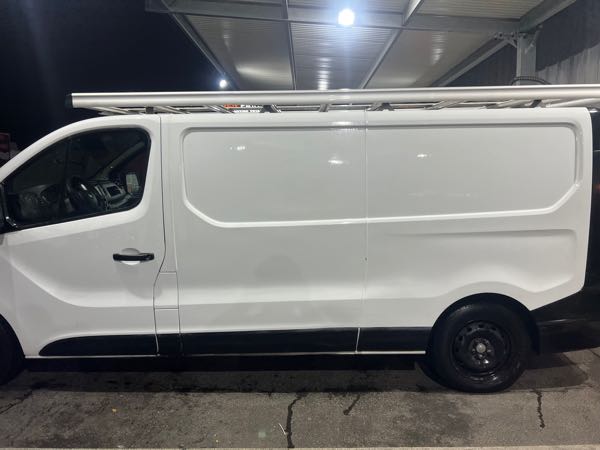 Renault Trafic III (2) CABINE GRAND CONFORT L2H1 1200 DCI 120