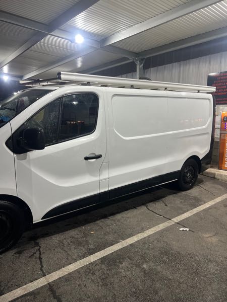 Renault Trafic III (2) CABINE GRAND CONFORT L2H1 1200 DCI 120