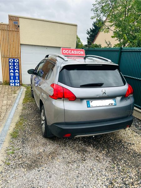 Peugeot 2008 1.6 E-HDI 115 ALLURE