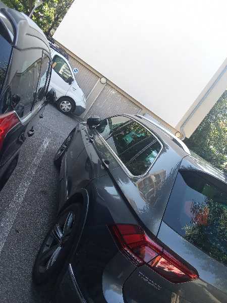 Volkswagen Tiguan vend m voiture Volkswagen 2.0t très bon éta prix négociable