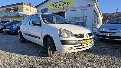 Renault Clio II (2) 1.5 DCI 80 CONFORT PACK CLIM DYNAMIQUE 3P