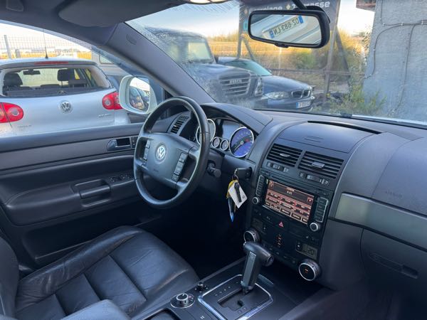 Volkswagen Touareg VOLKSWAGEN TOUAREG 3.0 V6 TDI 240 ch 4Motion Carat 4x4