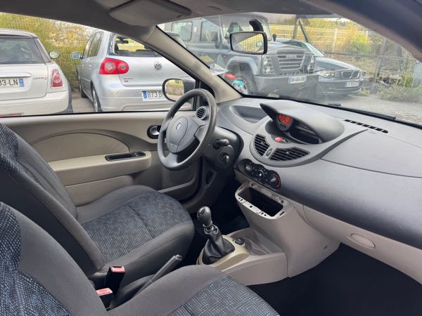 Renault Twingo Renault Twingo II 1.2 16v 75 cv / 1ére main / 60000 kms