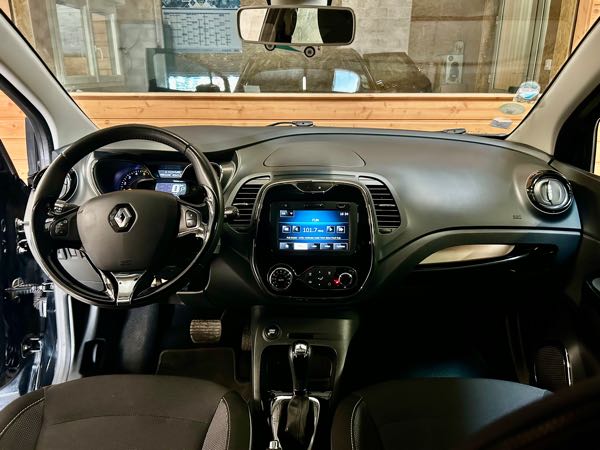 Renault Captur (2) 1.5 DCI 90 ZEN EDC boite automatique