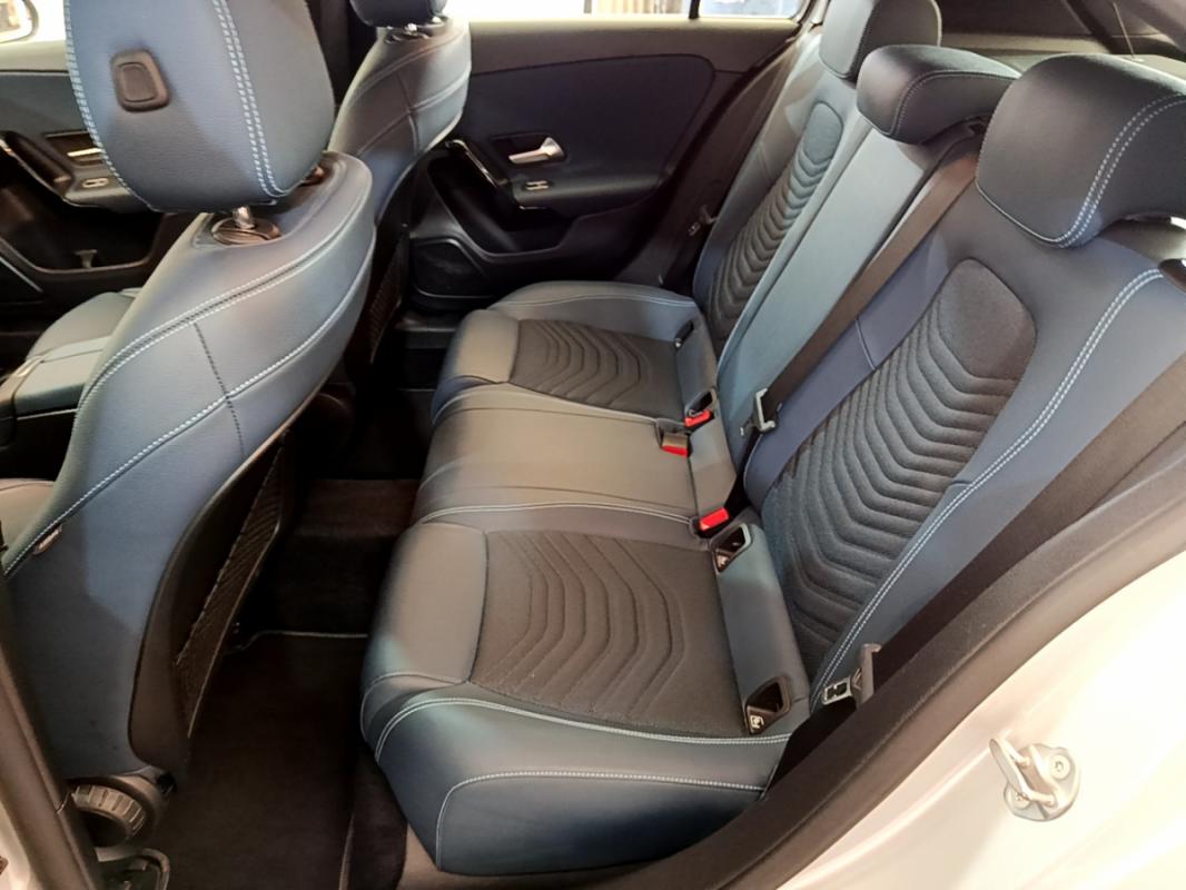 Mercedes-Benz Classe A Compact IV 180 d Business Line 7G-DCT