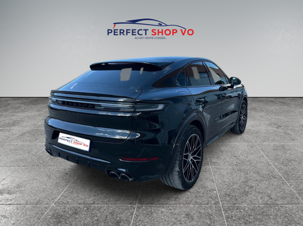 Porsche Cayenne PORSCHE CAYENNE E-HYBRID COUPÉ – 470 CH / FRANÇAIS