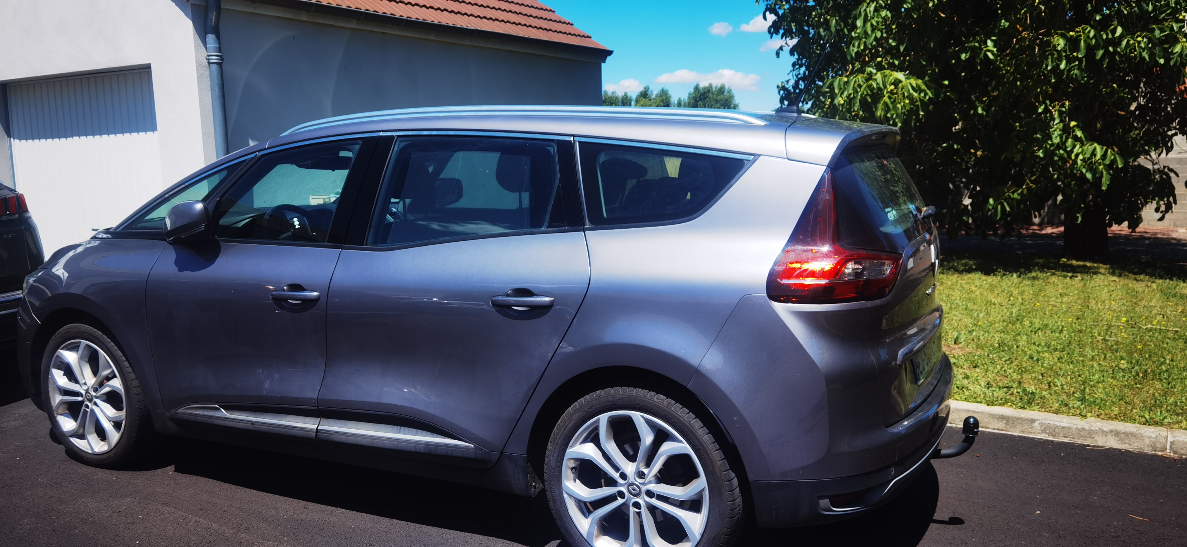 Renault Grand Scenic III 1.6 DCI 130 FAP BUSINESS ENERGY 7PL ECO2