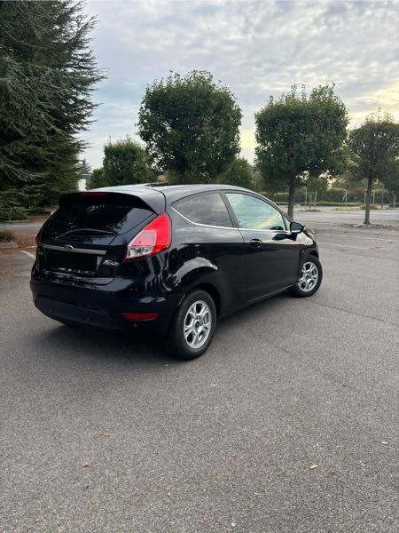 Ford Fiesta V (2) 1.6 TDCI 95 ECONETIC S&amp;S BUSINESS 3P