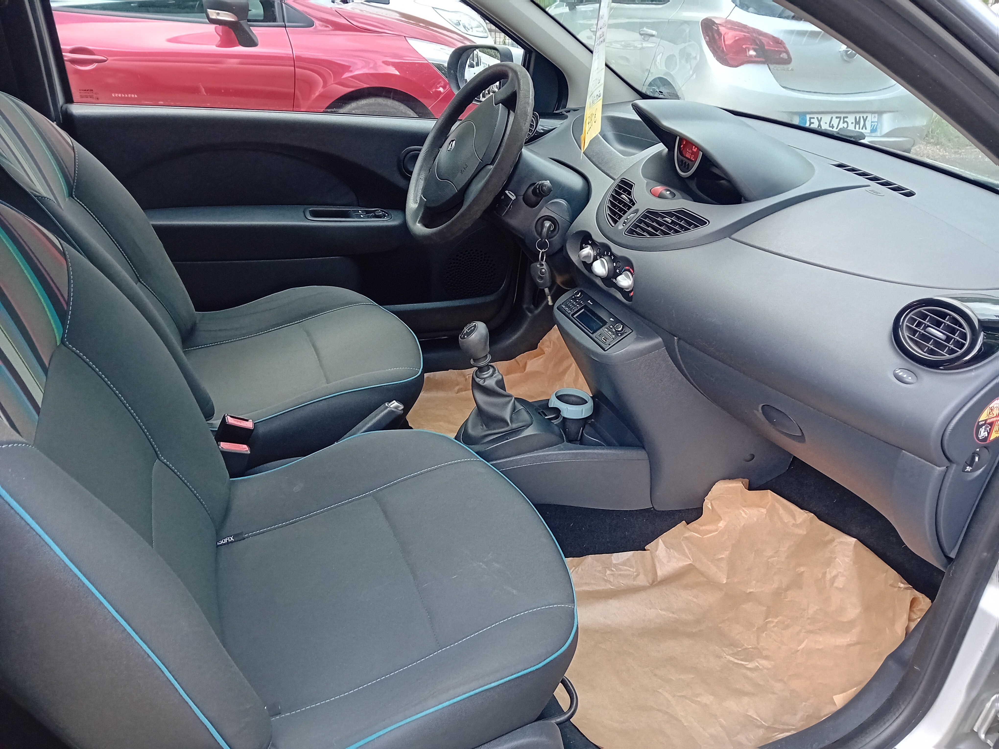 Renault Twingo II (2) 1.2 LEV 75 AUTHENTIQUE ECO2