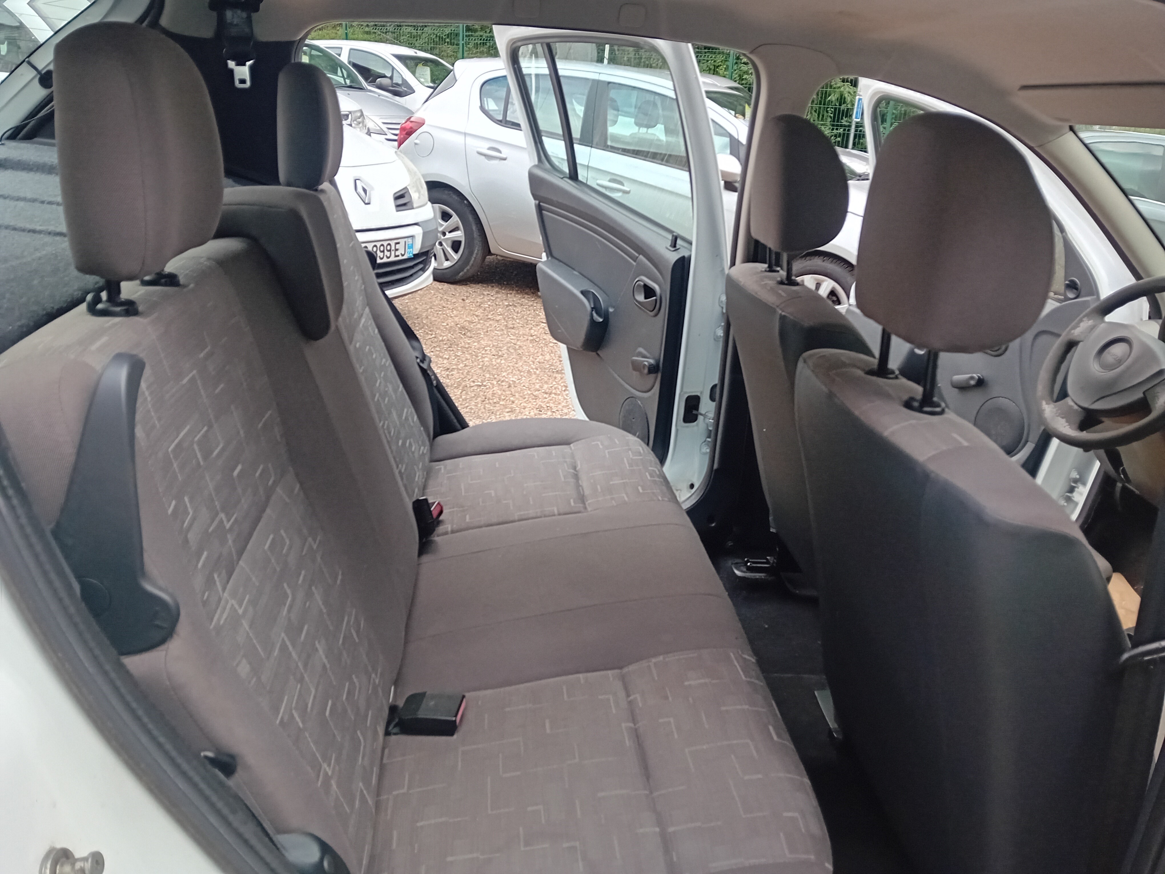 Dacia Sandero 1.4 MPI 75 GPL