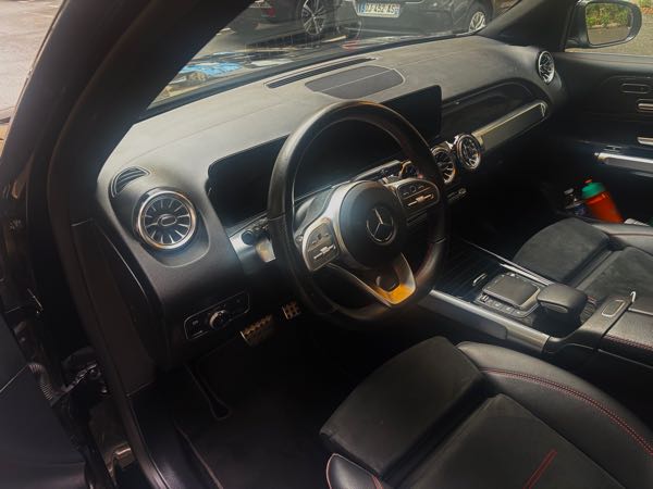 Mercedes-Benz Glb 200 D AMG LINE