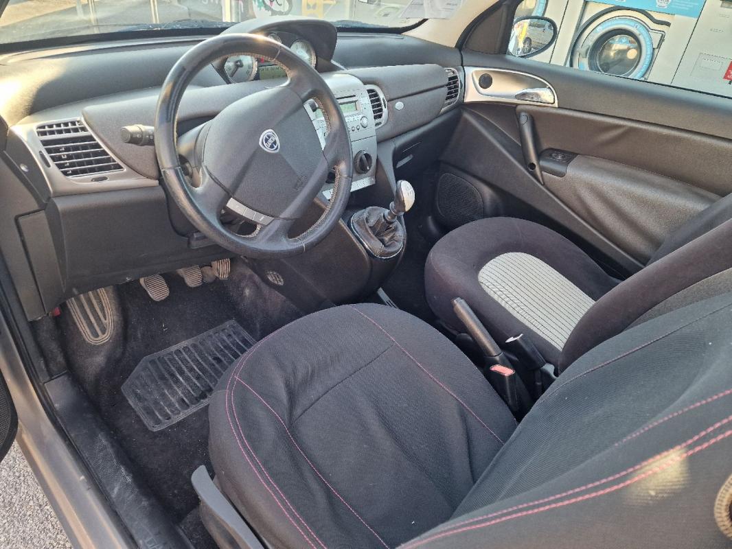 Lancia Ypsilon 1.4 1368cm3 78cv