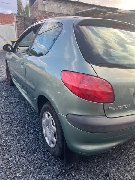 Peugeot 206 Peugeot 206 essence 80000km