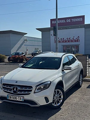 Mercedes-Benz Gla (2) 180 D INSPIRATION 7G-DCT