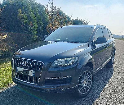 Audi Q7 (2) 3.0 V6 TDI 204 AMBIENTE 7PL