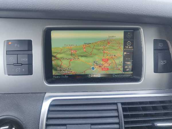 Audi Q7 (2) 3.0 V6 TDI 204 AMBIENTE 7PL