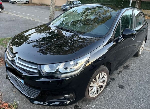 Citroen C4 II (2) 1.2 PURETECH 110 LIVE