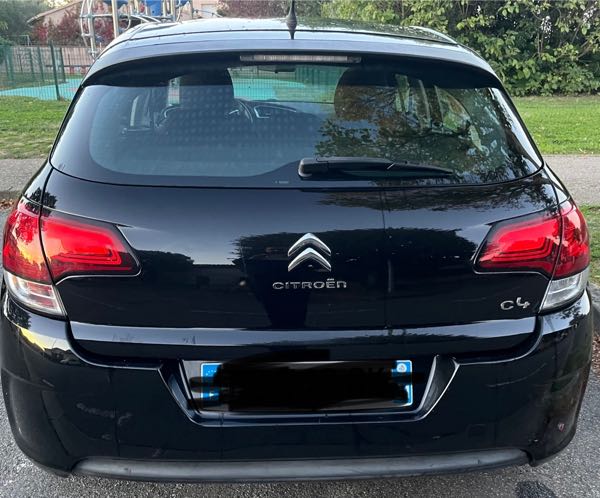 Citroen C4 II (2) 1.2 PURETECH 110 LIVE