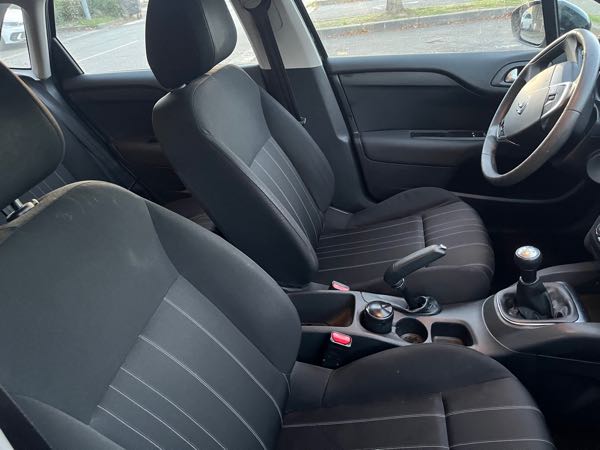 Citroen C4 II (2) 1.2 PURETECH 110 LIVE