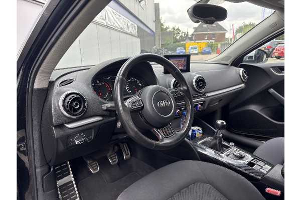 Audi A3 III (2) BERLINE 30 TFSI 115