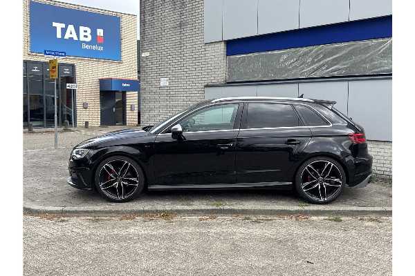Audi A3 III (2) BERLINE 30 TFSI 115