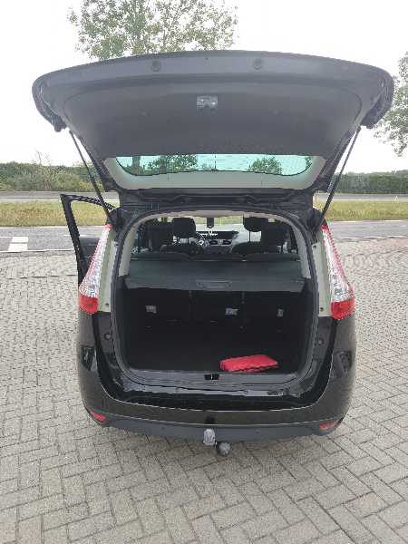 Renault Grand Scenic III (3) 1.2 TCE 130 ENERGY EXPRESSION 5PL