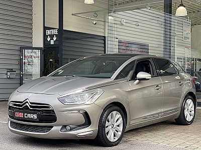 Citroen DS5 2.0 HDi CAMERA-TOIT PANO-CUIR ELEC-GPS-JA17-GAR1AN