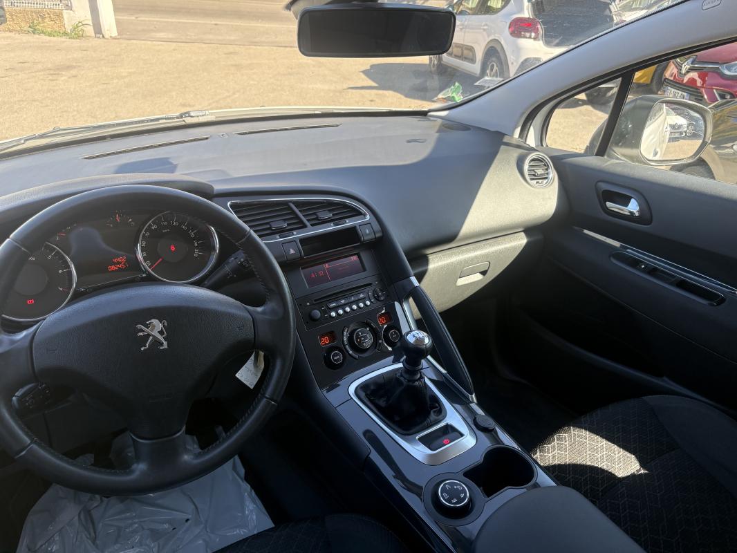 Peugeot 3008 131CV ALLURE BVM6/ DISTRI OK/ GARANTIES 12 MOIS