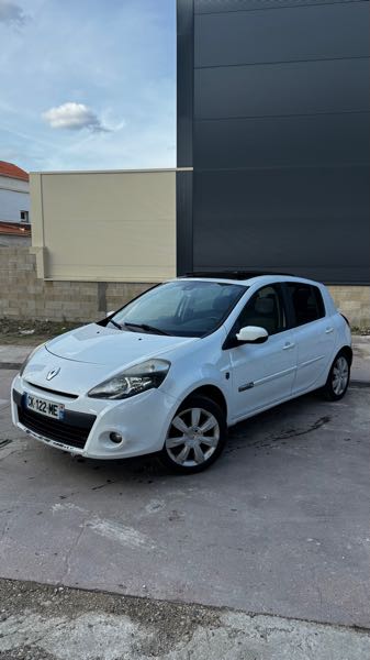 Renault Clio III (2) 1.5 DCI 90 XV DE FRANCE 5P ECO2 EURO5