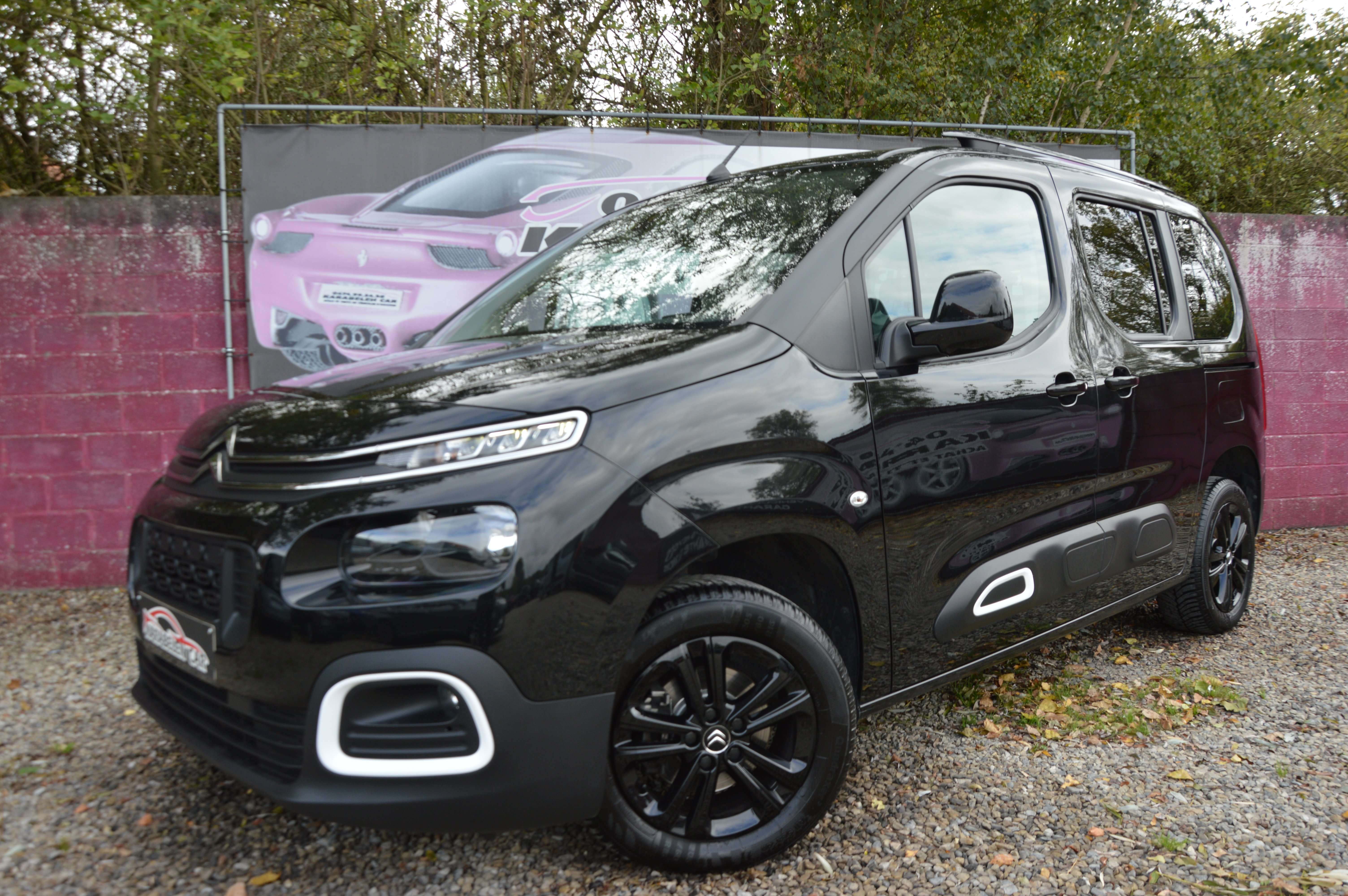 Citroen Berlingo 1.5BlueHDi M Shine NAV CAM CLIM 59.978KM