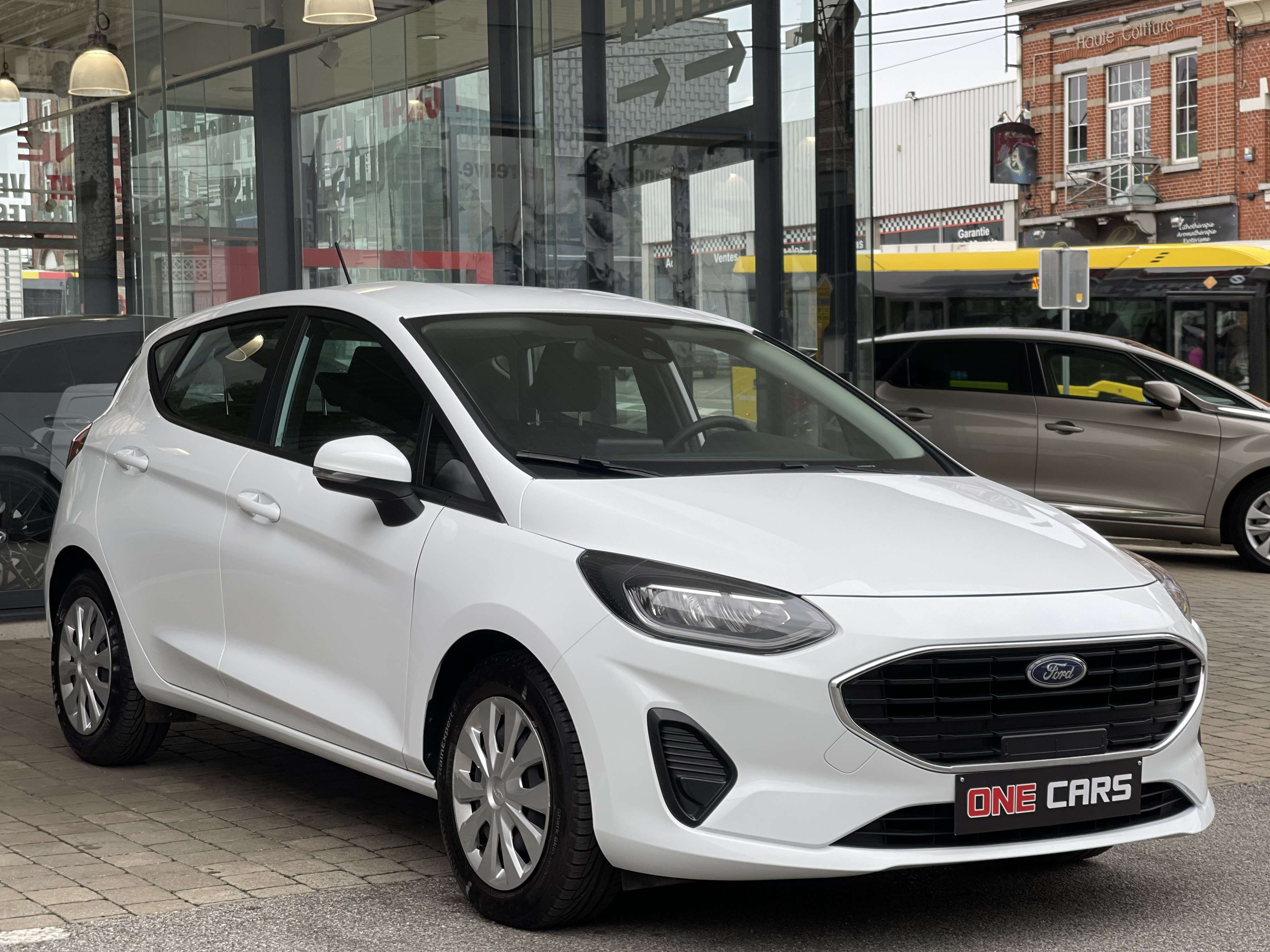 Ford Fiesta 1.1i (55kw 75cv) BIXENON-AIRCO-PARCTRONIC-GAR 1AN