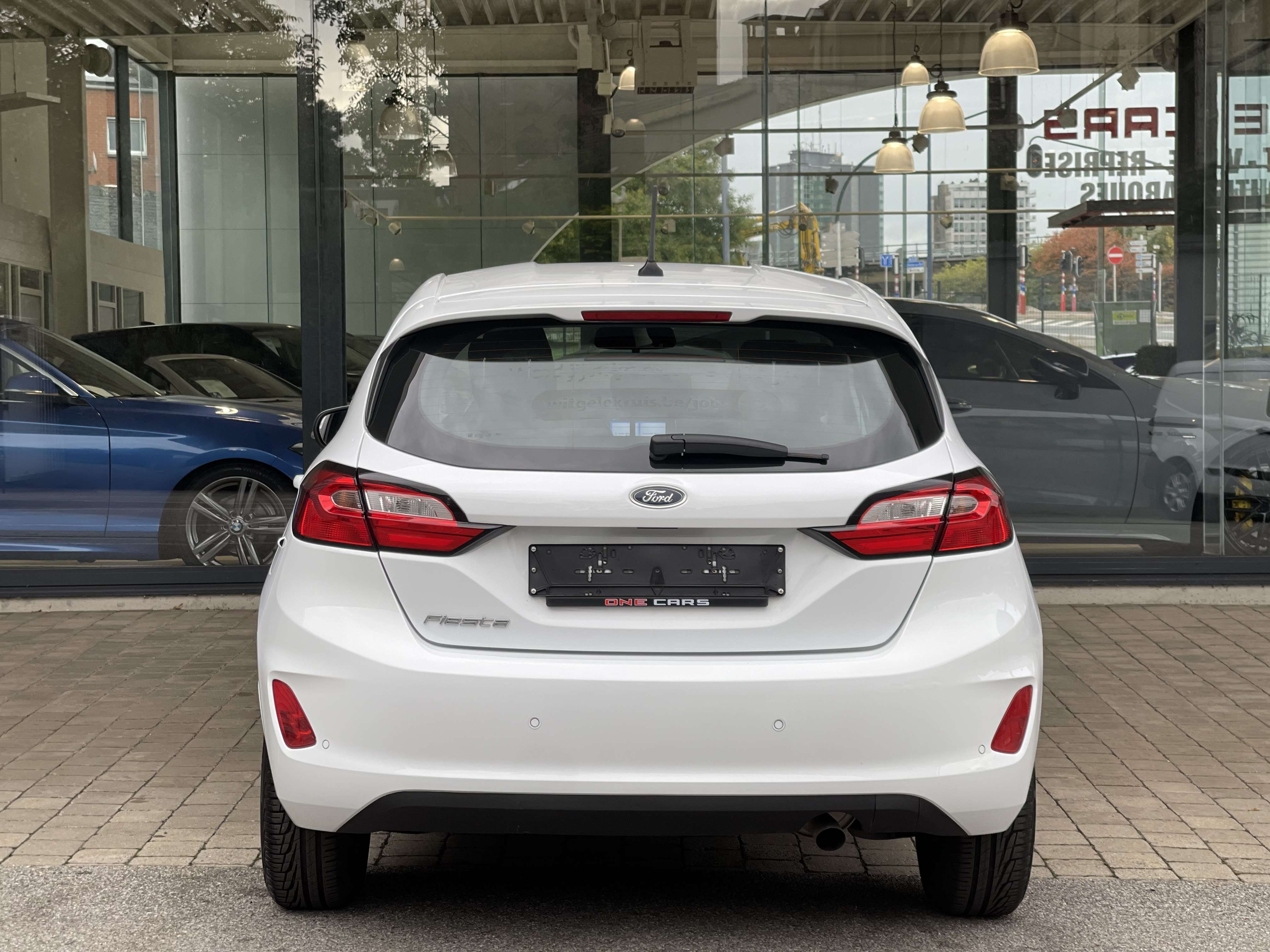 Ford Fiesta 1.1i (55kw 75cv) BIXENON-AIRCO-PARCTRONIC-GAR 1AN