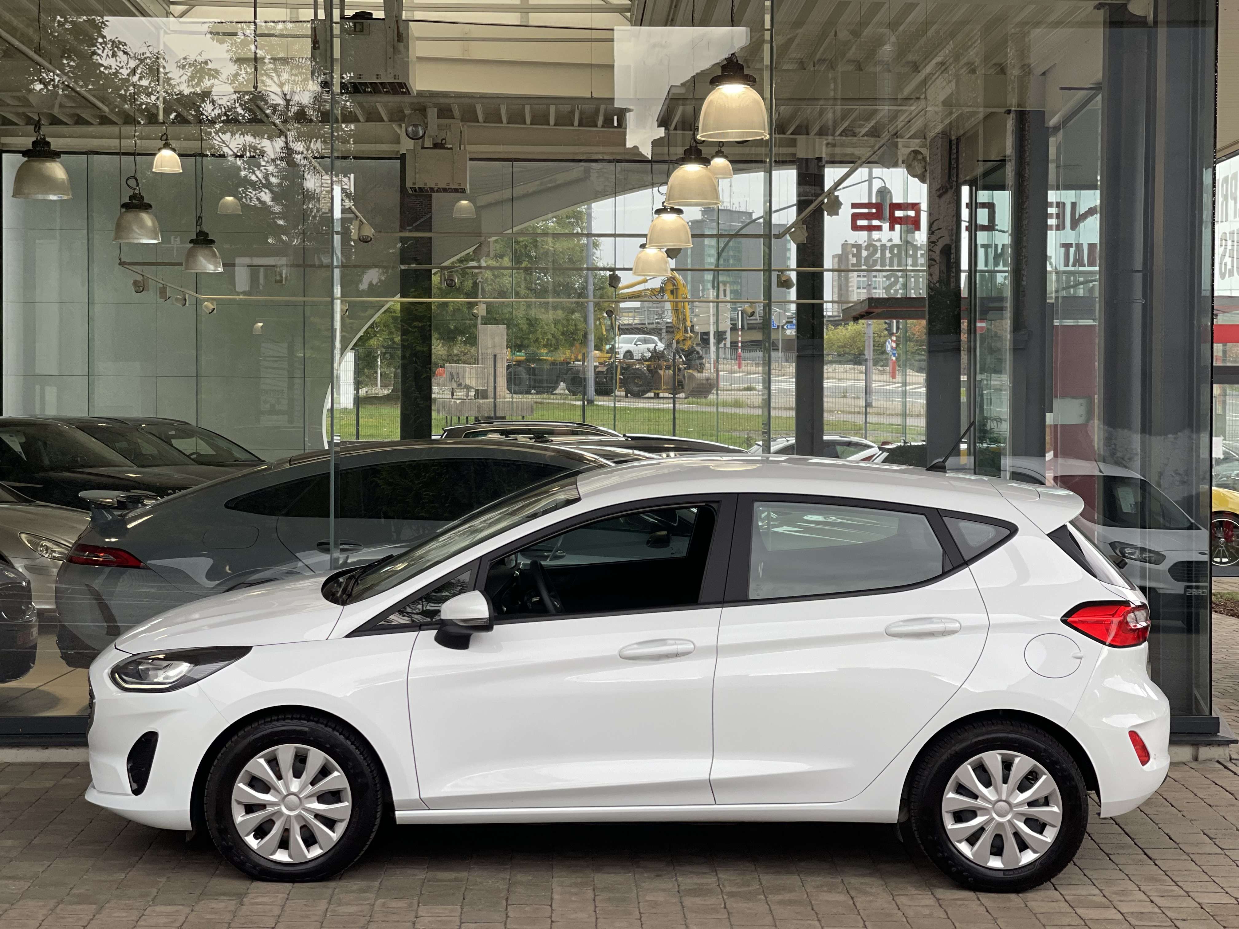Ford Fiesta 1.1i (55kw 75cv) BIXENON-AIRCO-PARCTRONIC-GAR 1AN