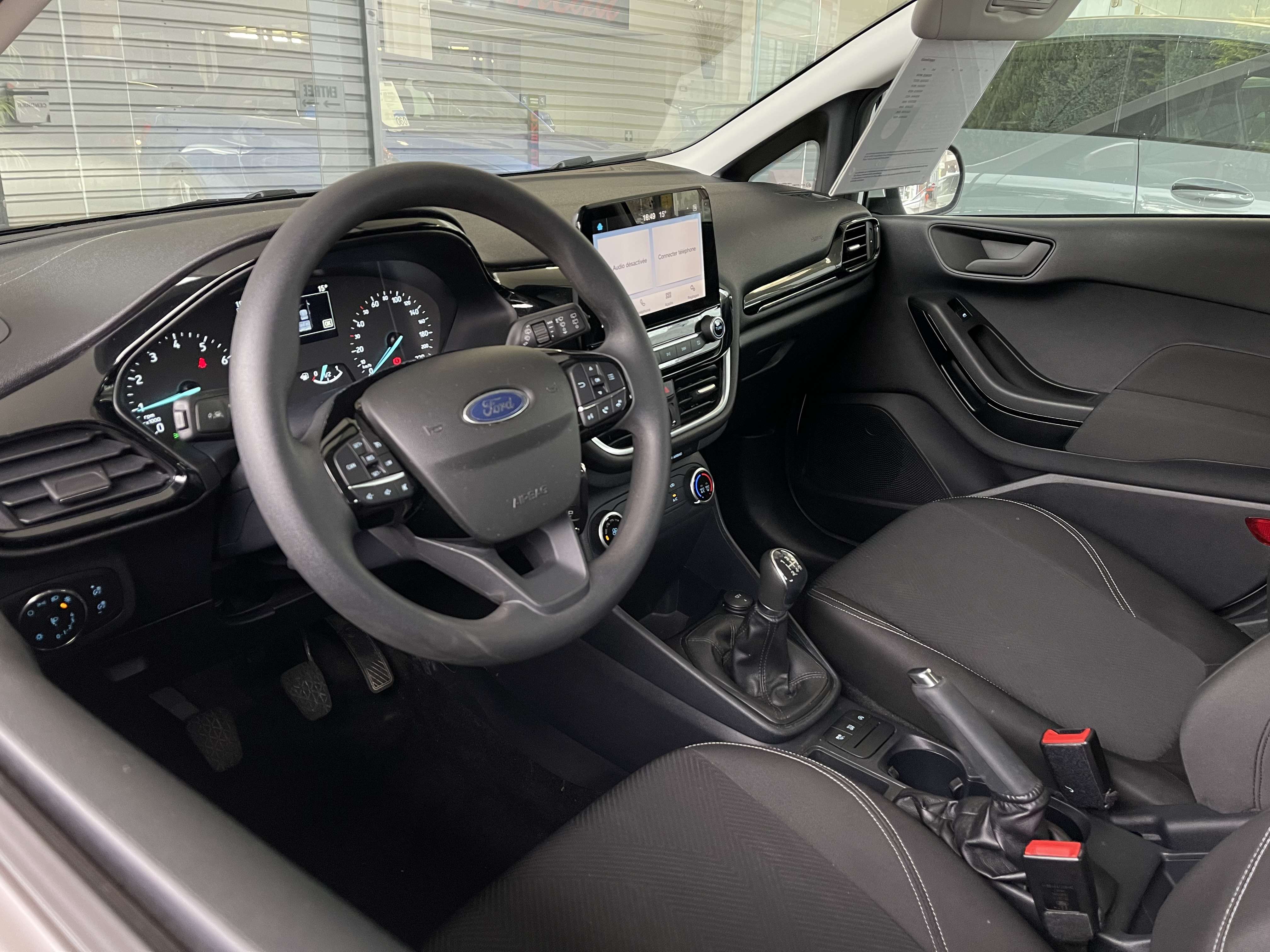 Ford Fiesta 1.1i (55kw 75cv) BIXENON-AIRCO-PARCTRONIC-GAR 1AN