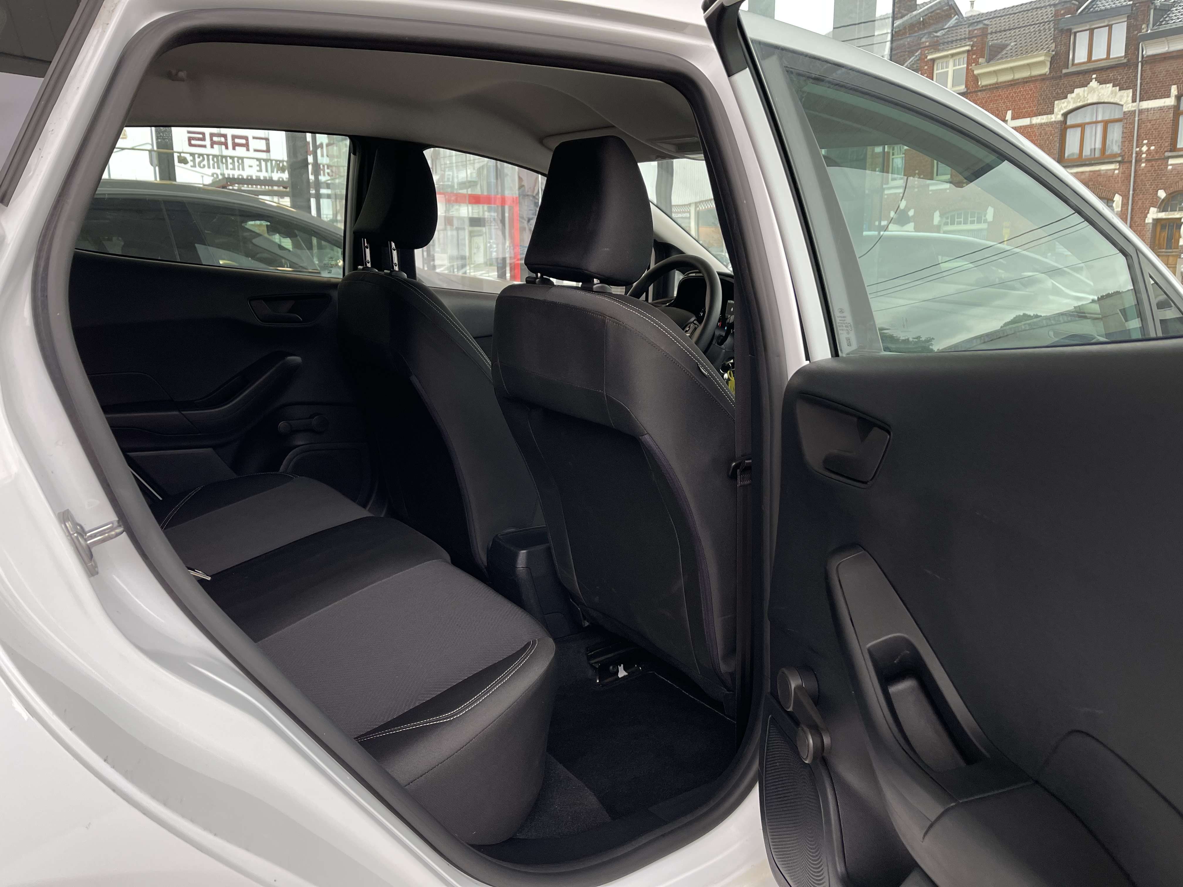Ford Fiesta 1.1i (55kw 75cv) BIXENON-AIRCO-PARCTRONIC-GAR 1AN