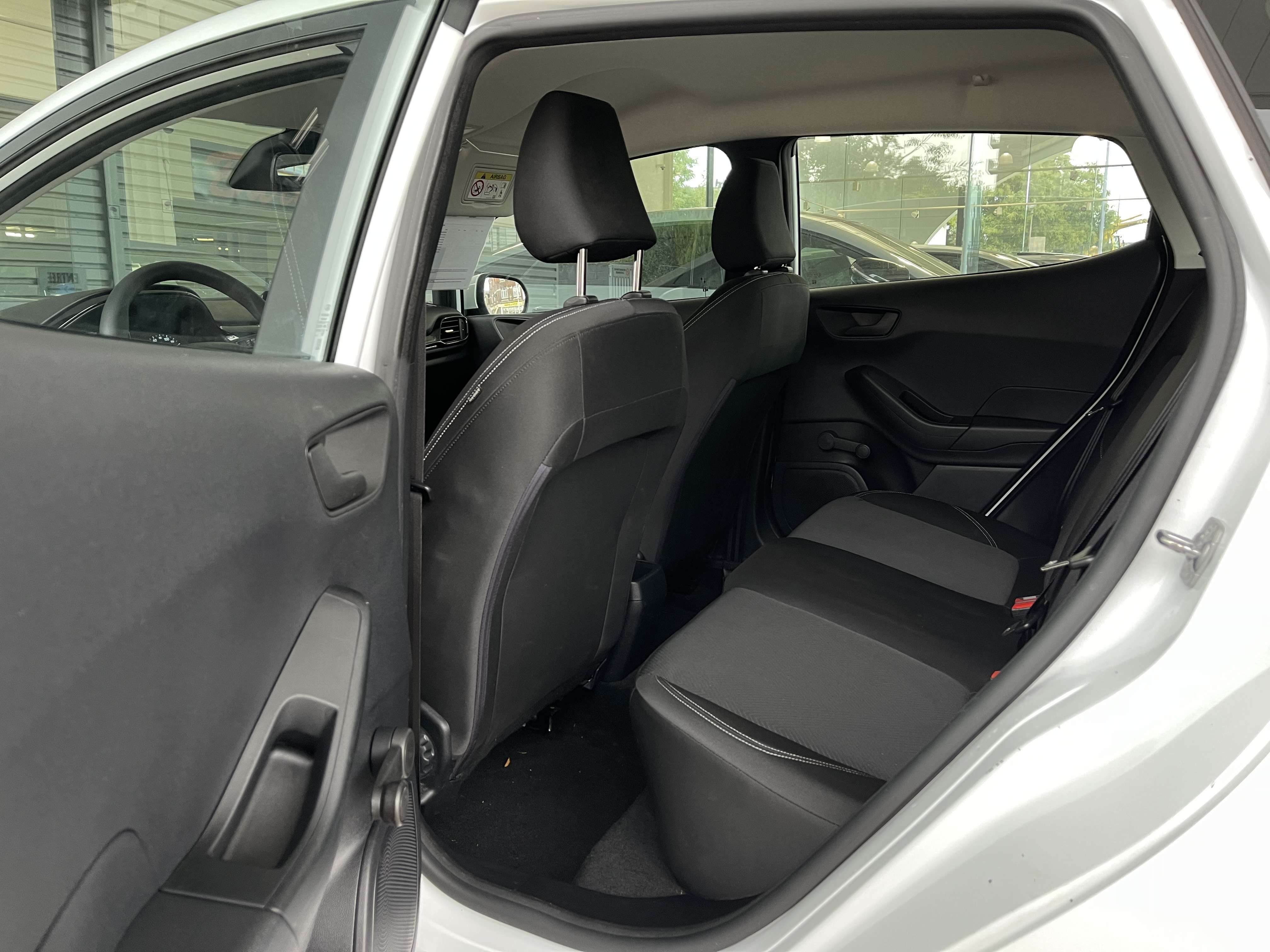 Ford Fiesta 1.1i (55kw 75cv) BIXENON-AIRCO-PARCTRONIC-GAR 1AN