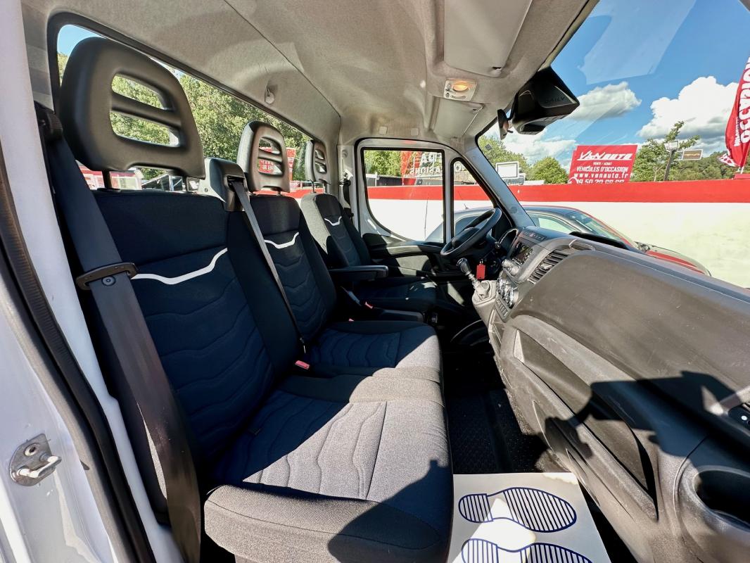 Iveco Daily PLATEAU FIXE PORTE VOITURE TVA PRIX TTC