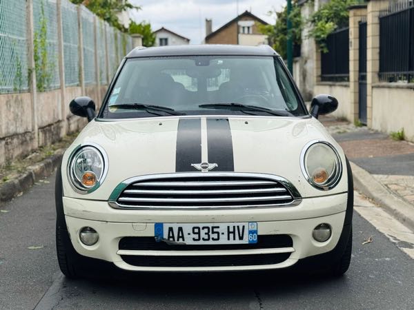 Mini Clubman II CLUBMAN 1.6 D 110 COOPER PACK CHILI BVA6