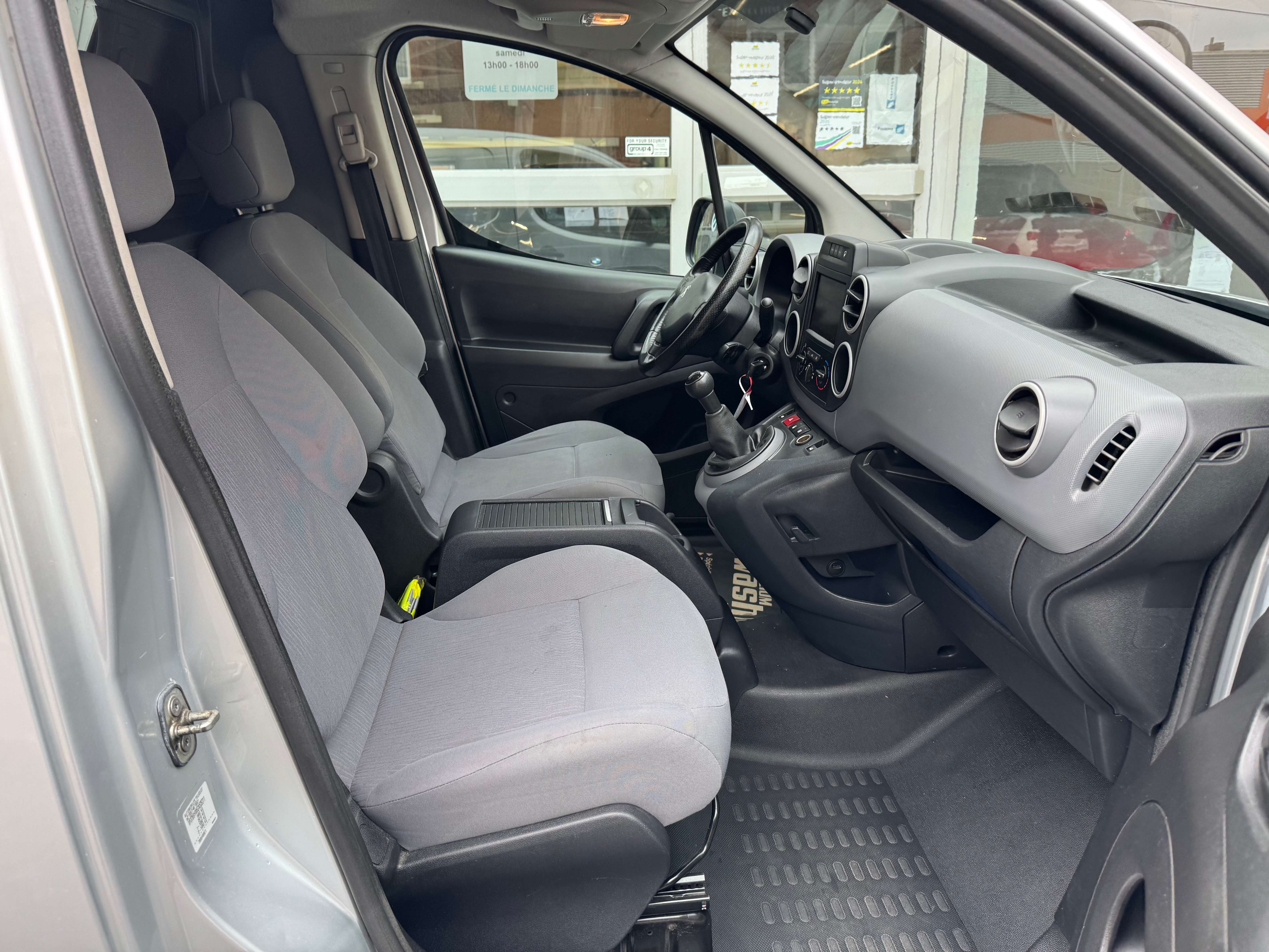 Peugeot Partner Utilitaire 1.6 BlueHDi Airco Gps 2Place RadarReclt