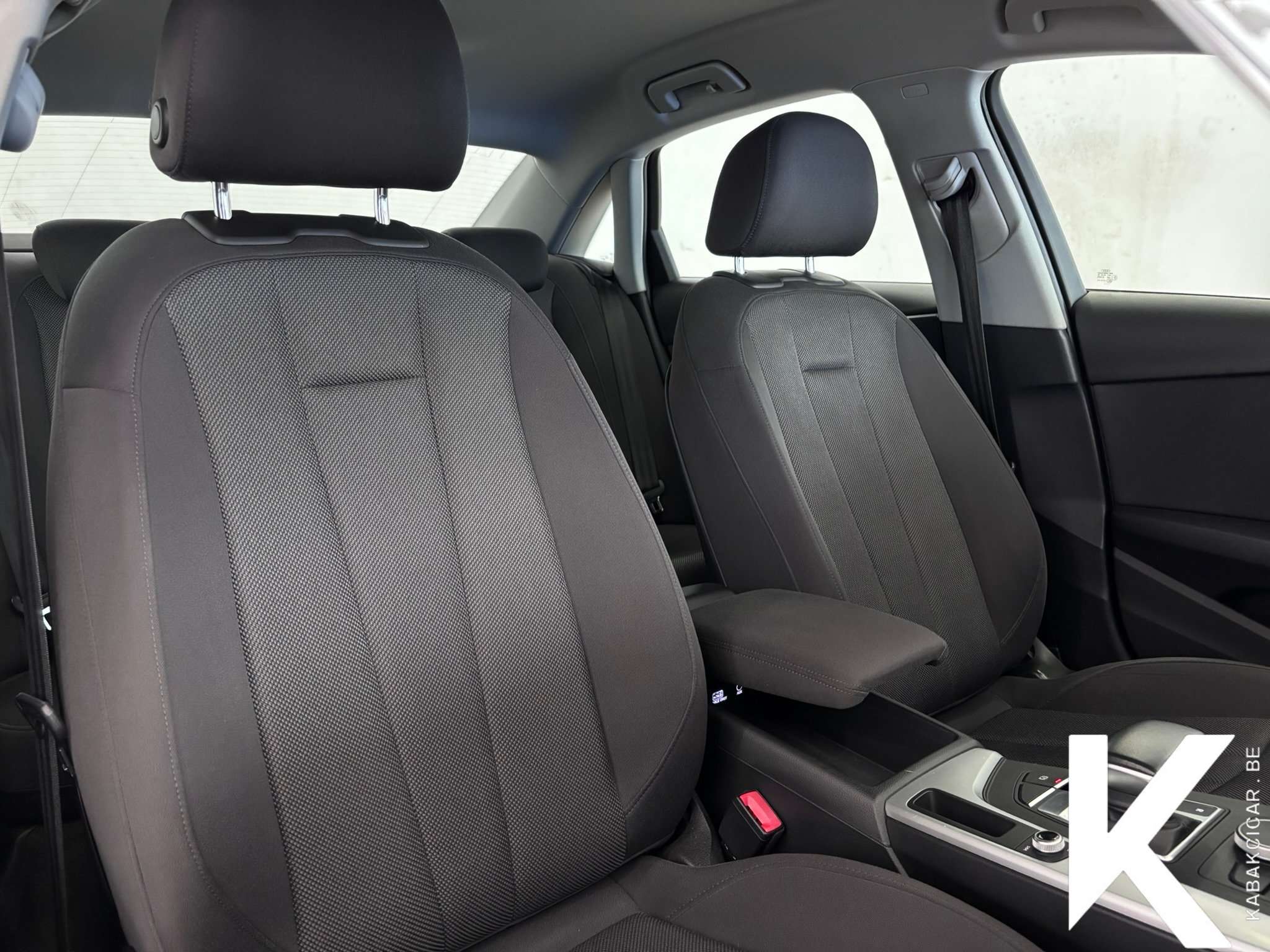 Audi A4 2.0 TDi 136cv B.V S tronic//GPS/CAPTEURS/TEL/USB