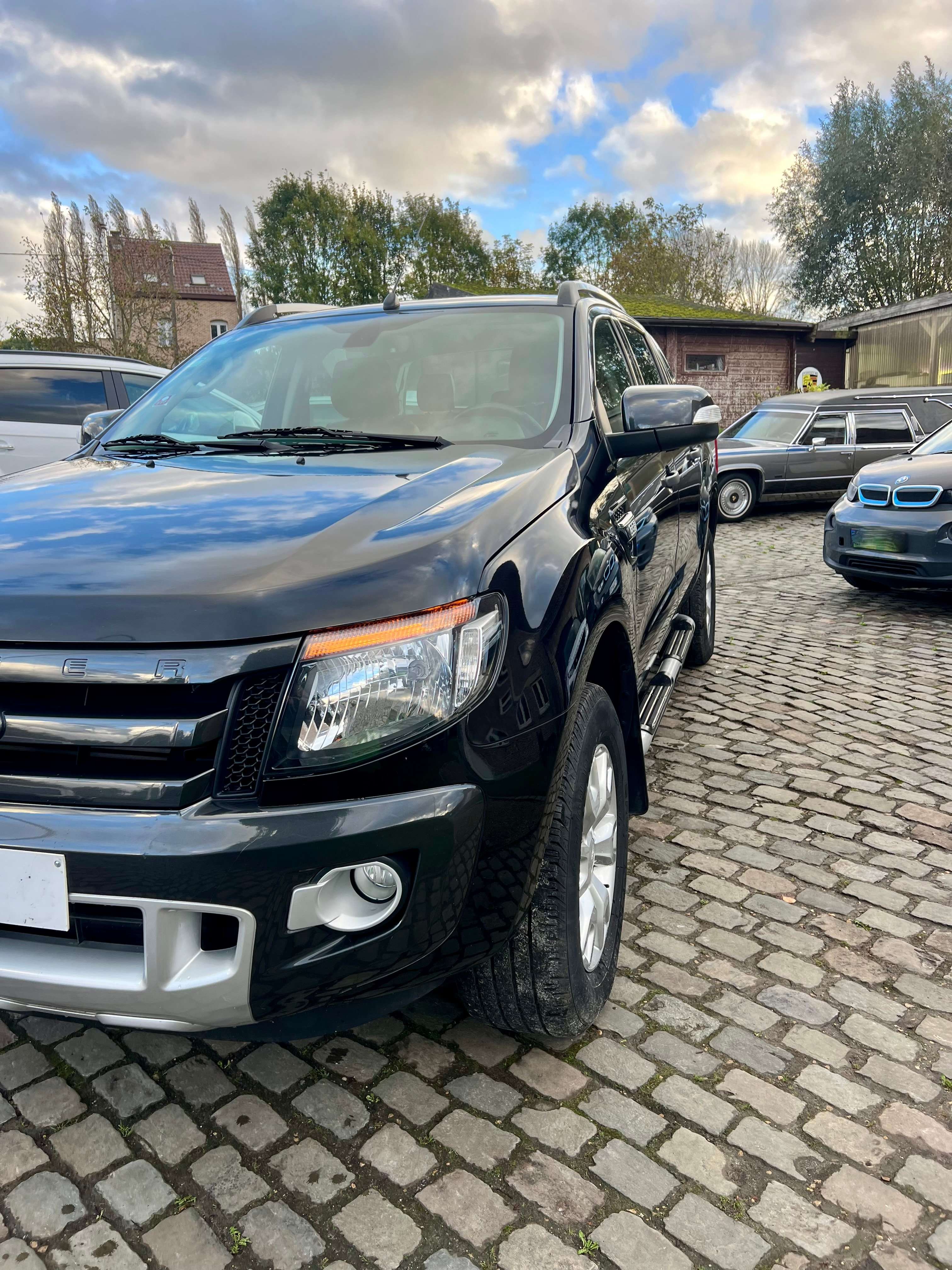 Ford Ranger 3.2 TDCi Limited moteur neuf et car-pass