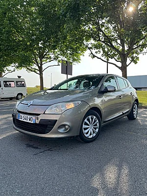 Renault Megane III 1.5 DCI 105 AUTHENTIQUE