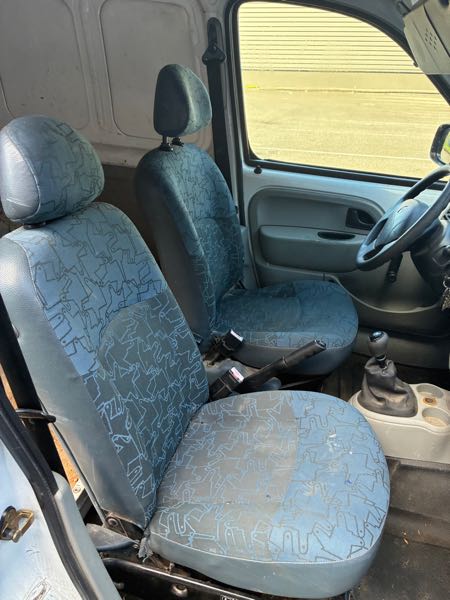 Renault Kangoo Renault Kangoo 1.5 DCI Année 2004 248.000 Kms Distribution